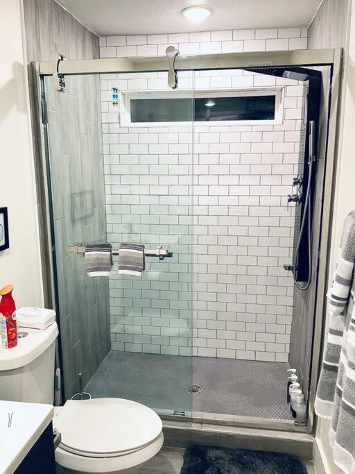 Luxe Travel Retreat Near Deep Ellum Apartman Dallas Kültér fotó